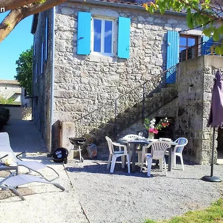 La Romanciere